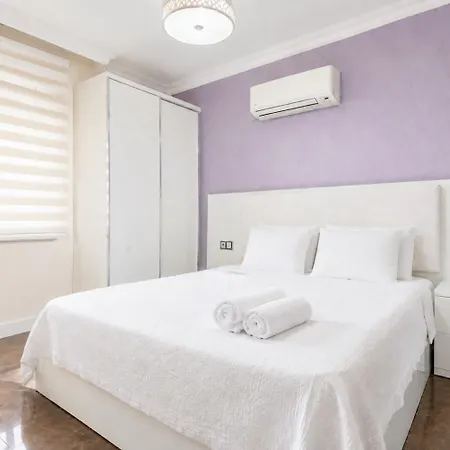 Ozcelik Villa