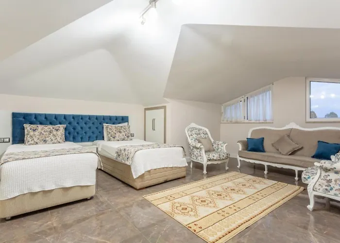 Ozcelik Villa